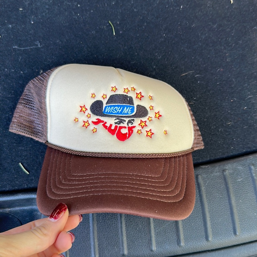 Wish me Luck hat
